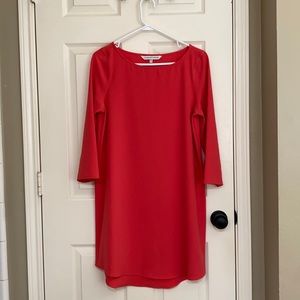 Coral size M work appropriate dress, low thigh.